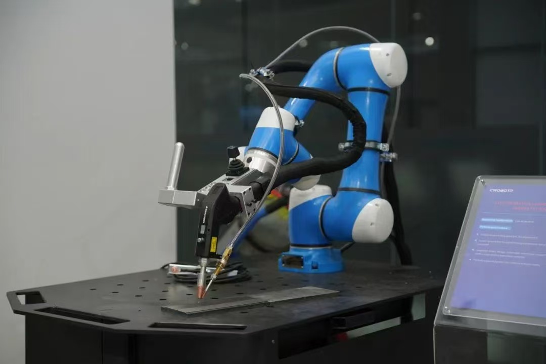 Robot Laser Welding Machine